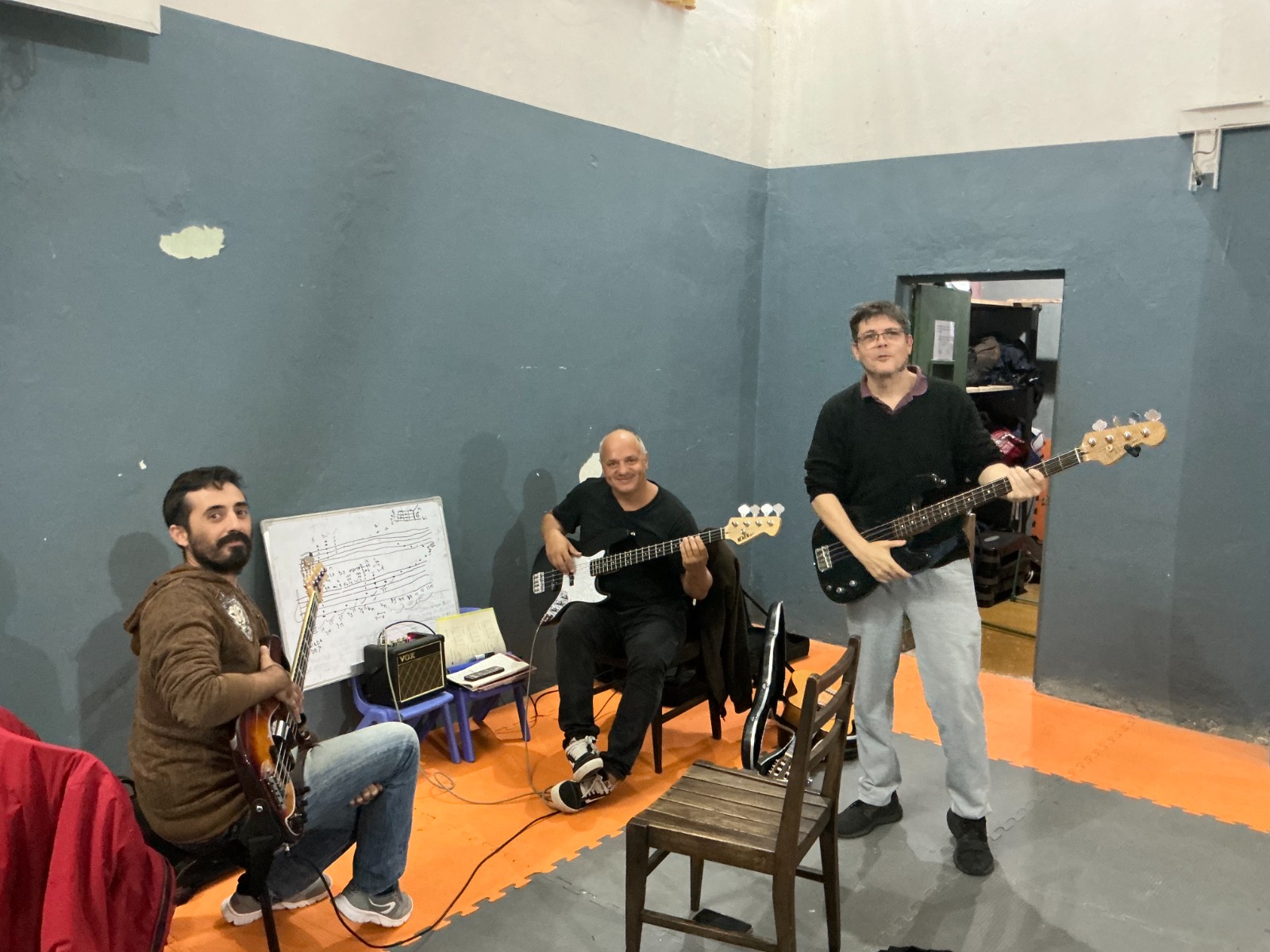 clase_de_bajo.jpeg